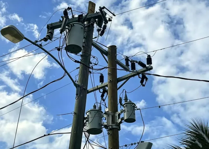 Gama completa del transformador de distribuci&oacute;n inmerso en aceite monof&aacute;sico 10kVA~330kVA
