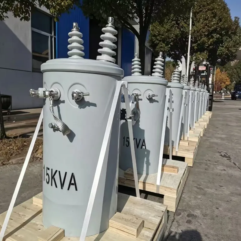 Transformador sumergido en aceite monof&aacute;sico completamente sellado de 200 kVA con devanado de cobre